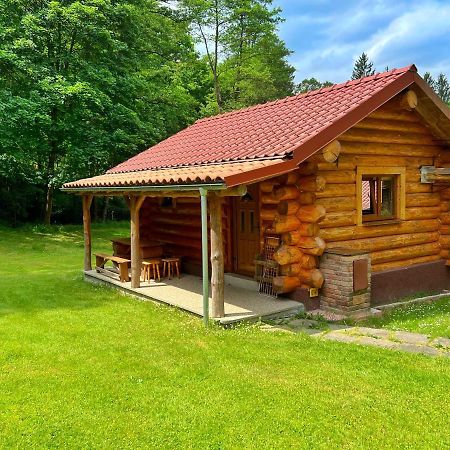Dum A Dum Zivohost Hotel Екстериор снимка