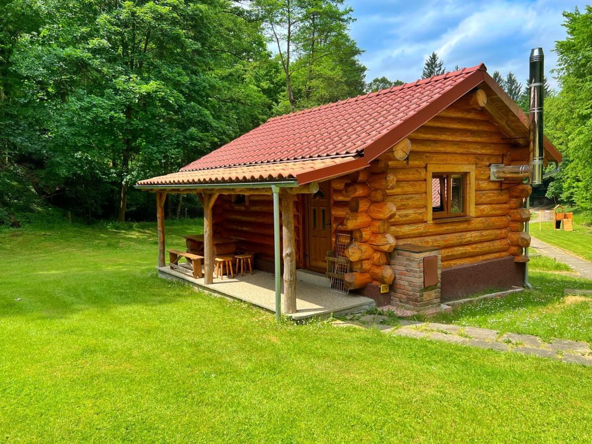 Dum A Dum Zivohost Hotel Екстериор снимка
