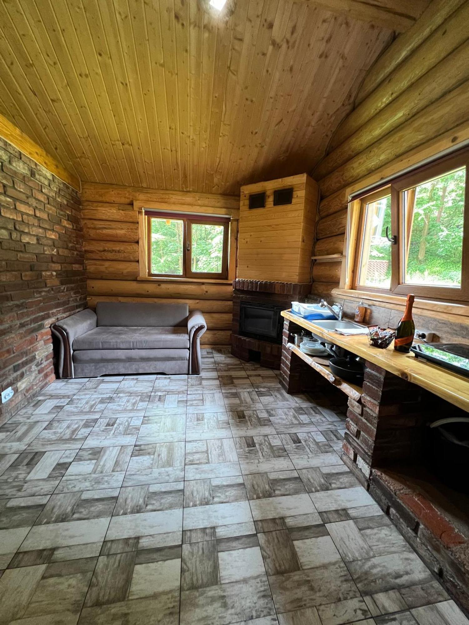 Dum A Dum Zivohost Hotel Екстериор снимка