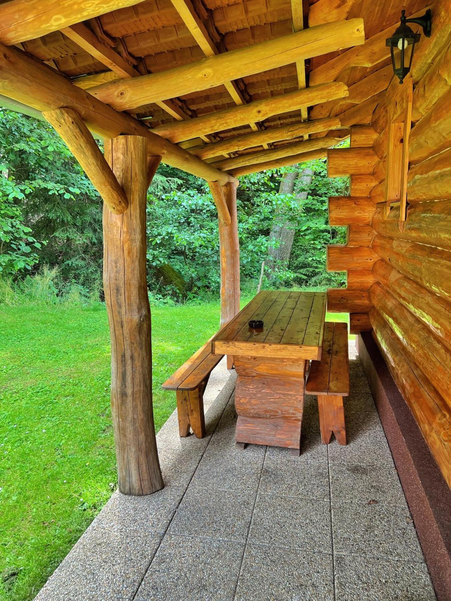 Dum A Dum Zivohost Hotel Екстериор снимка