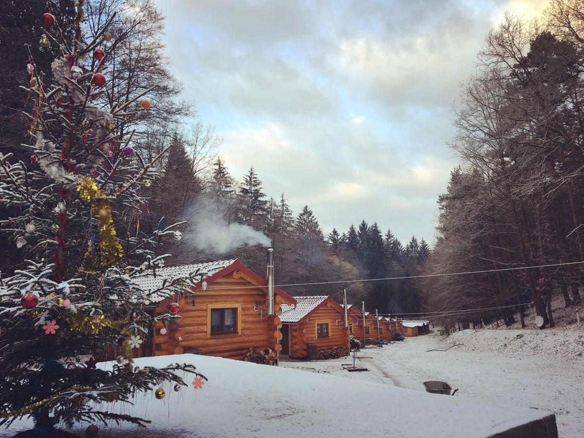 Dum A Dum Zivohost Hotel Екстериор снимка