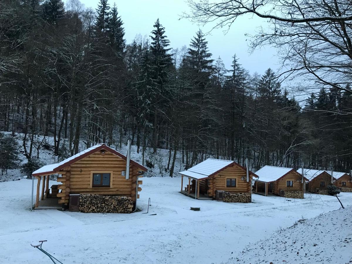Dum A Dum Zivohost Hotel Екстериор снимка